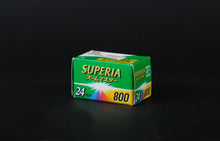 Load image into Gallery viewer, Fujifilm Superia 800 35mm Colour Film Expired 24 Exposures
