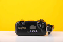 Load image into Gallery viewer, Fujifilm FZ-3000 Zoom Date 35mm Film Camera
