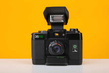 Load image into Gallery viewer, Hanimex 35 Micro Flash 35mm Point and Shoot Film Camera
