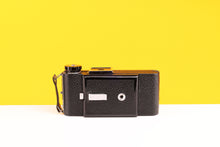 Load image into Gallery viewer, Karshaw Eight-20 King Penguin 120 Folding Film Camera
