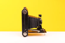 Load image into Gallery viewer, Kodak Junior 620 Film Folding Camera
