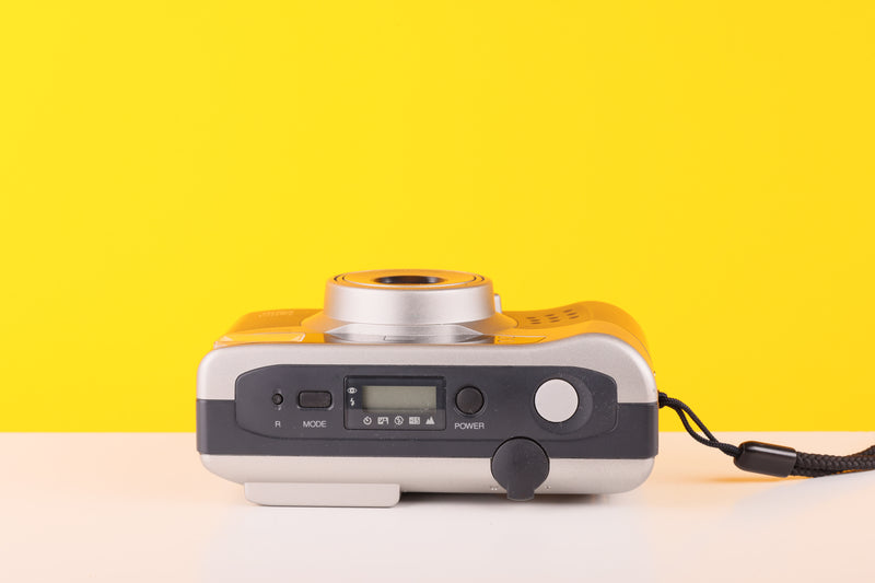 konica vintage camera hut point and shoot