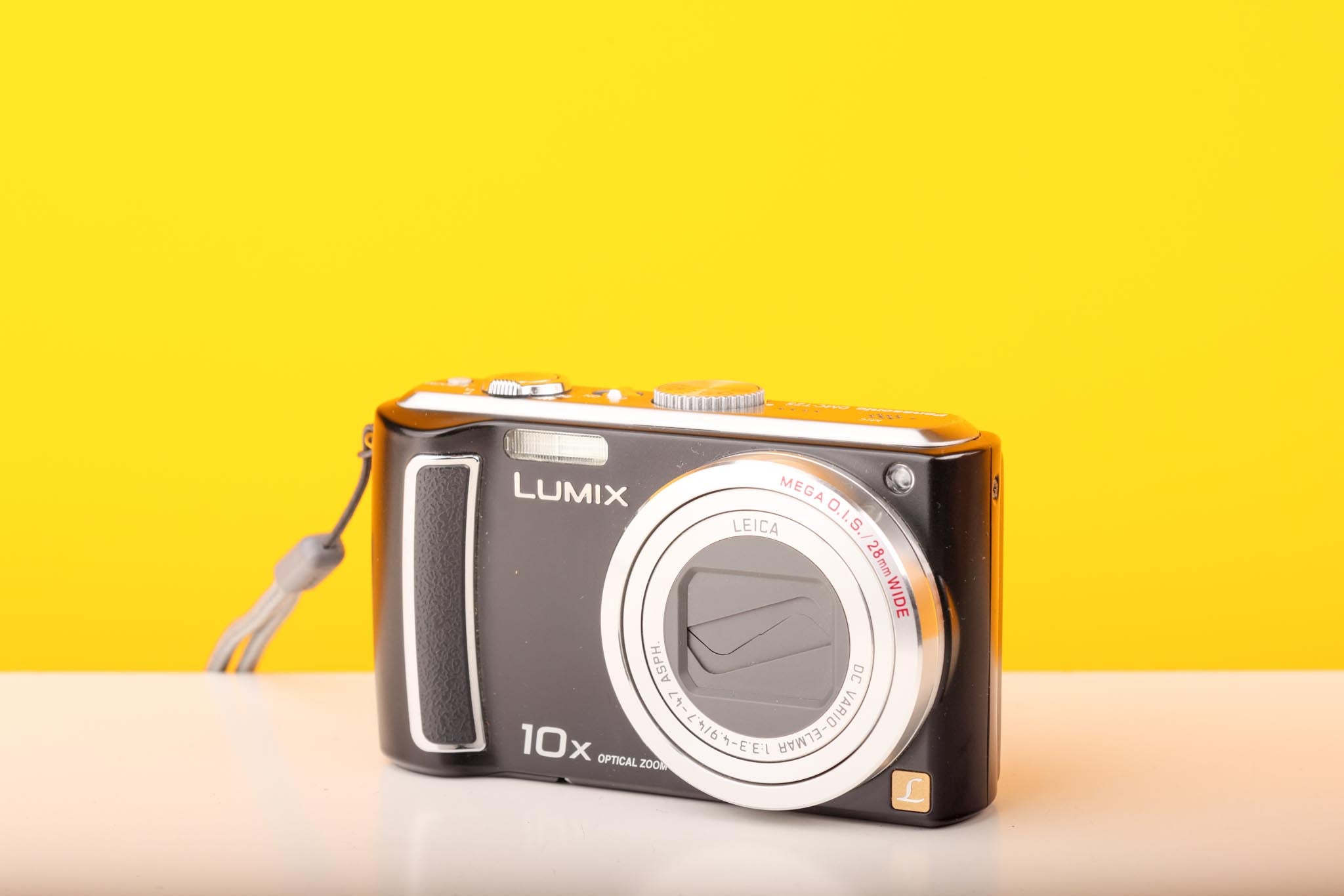 Panasonic Lumix DMC-TZ5 Compact Digital Camera