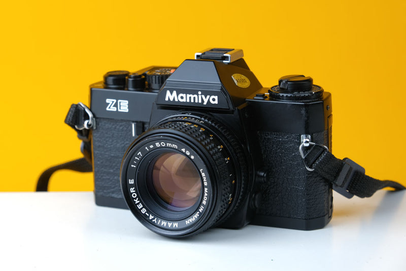Mamiya ZE + Mamiya Sekor E 1,7/50mm | Cámara réflex objetivo único (SLR Mamiya ZE + Mamiya Sekor E 1,7/50mm | Cámara réflex objetivo único (SLR