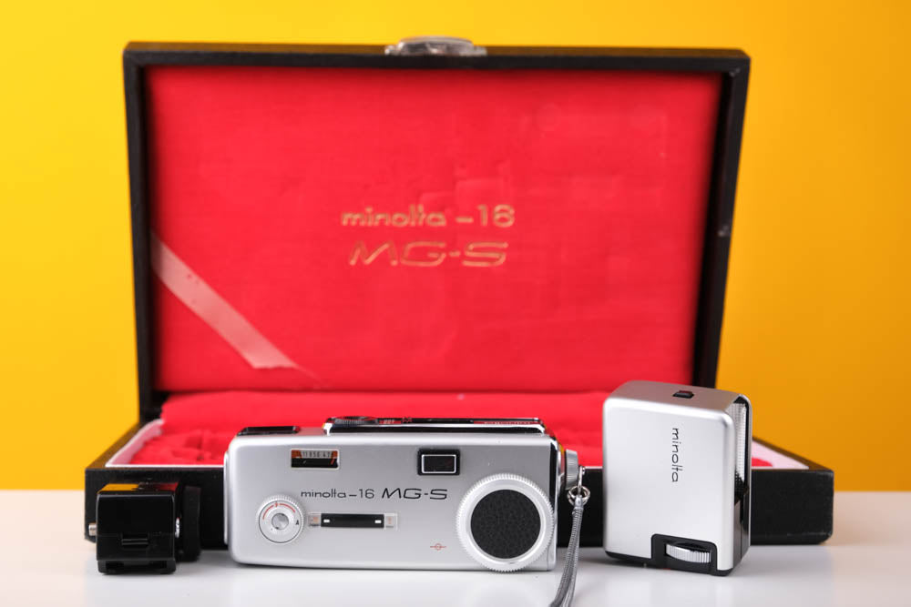 Minolta-16 MG-S 16mm Subminiature Film Camera Set