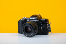 Load image into Gallery viewer, Minolta 7000 35mm SLR Film Camera with Minolta 35-80mm f/4 - 5.6 Zoom Lens
