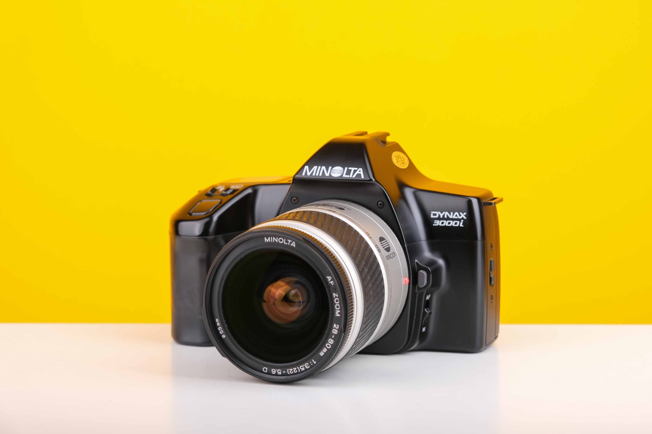 Minolta Dynax 3000i 35mm SLR Film Camera with Minolta AF Zoom 28-80mm f3.5-5.6 D Lens