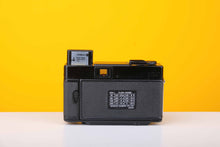 Load image into Gallery viewer, Minolta Hi-Matic S 35mm Point and Shoot Film Camera
