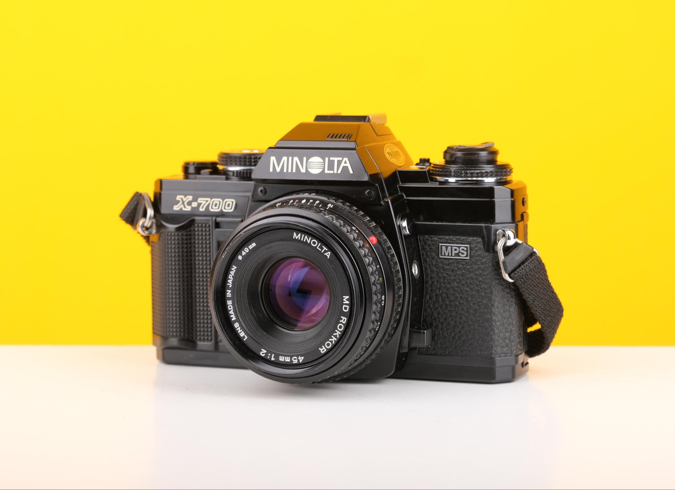 Minolta X-700 35mm Film SLR Camera with Minolta MD Rokkor 45mm f/2 Lens