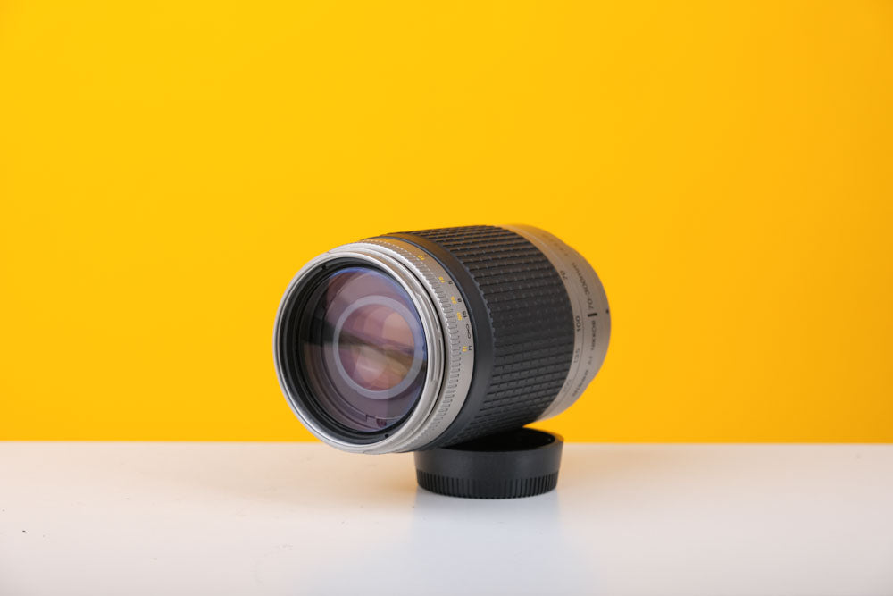Nikon AF Nikkor 70-300mm f/4.5 - 5.6 G Zoom Lens