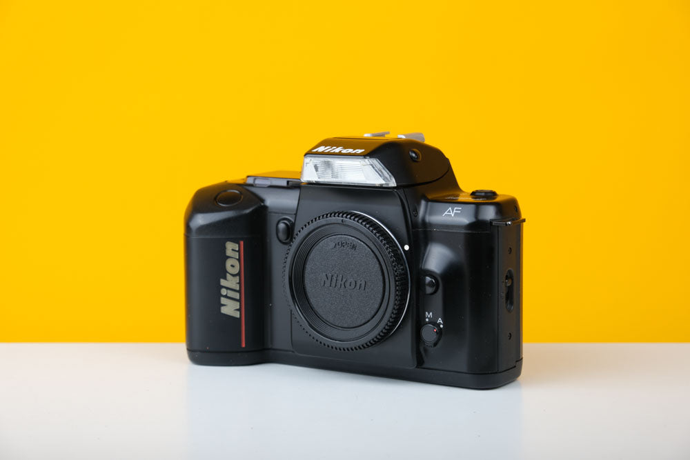 Nikon F-401 AF SLR 35mm Film Camera Body