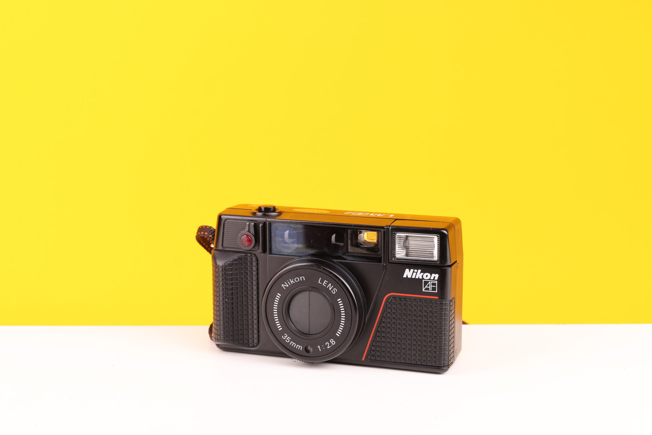 Nikon L35AF2 35mm Point and Shoot Film Camera