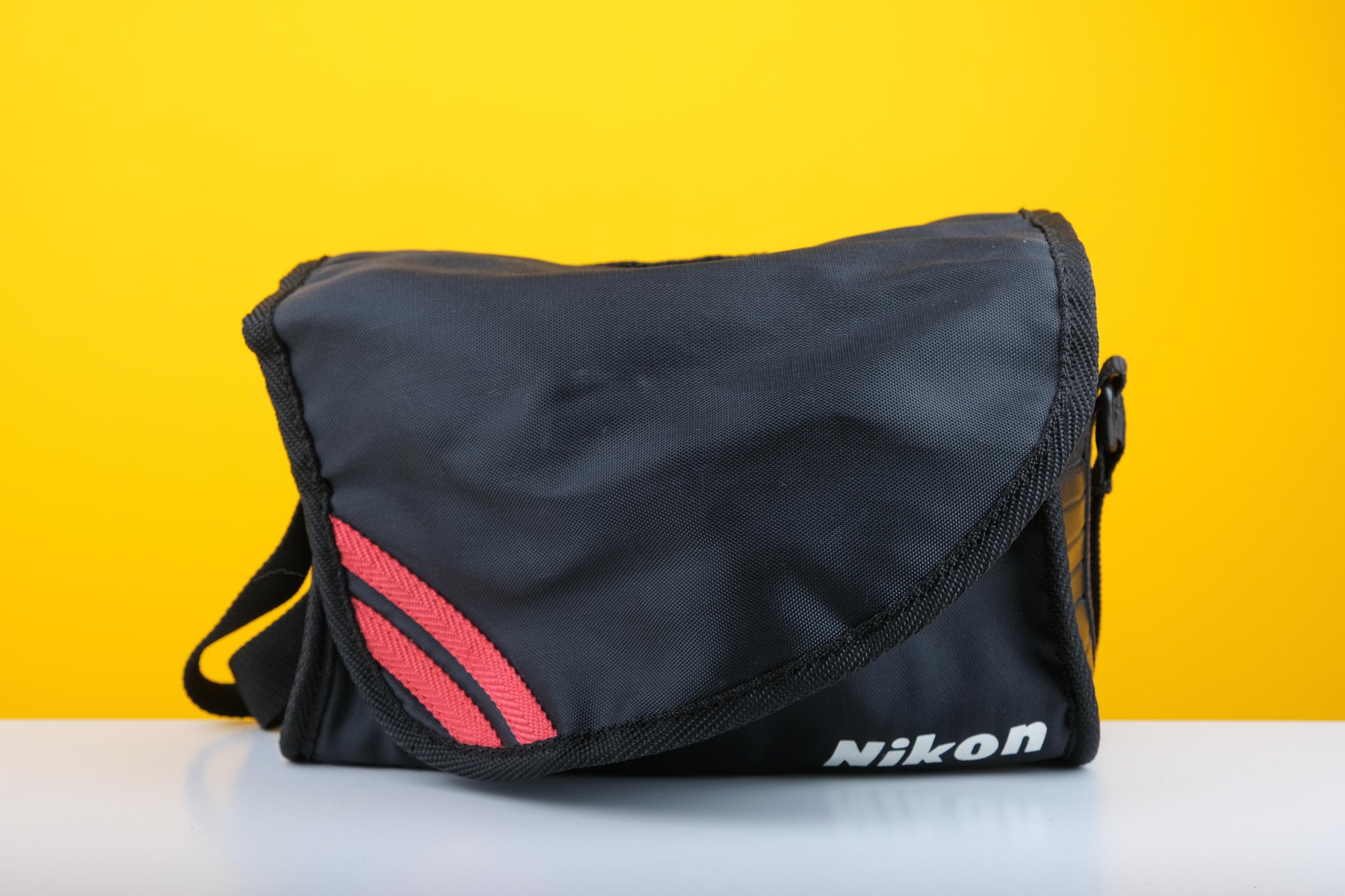 Nikon Camera Bag – Vintage Camera Hut