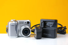 Load image into Gallery viewer, Nikon Coolpix 4300 Digital Camera
