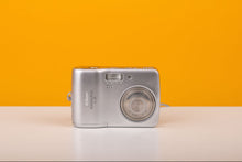 Load image into Gallery viewer, Nikon Coolpix L3 Digital Camera
