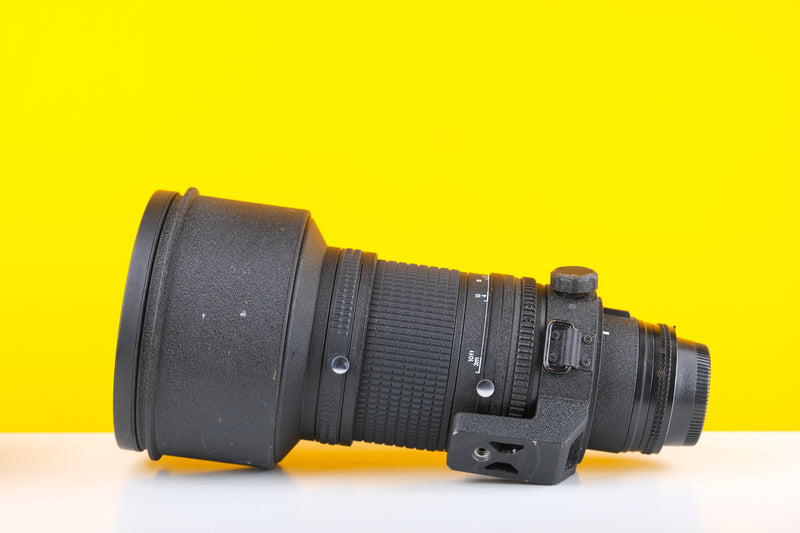 Nikon AF-I Nikkor 300mm f/2.8D ED-IF in CT-303 Case