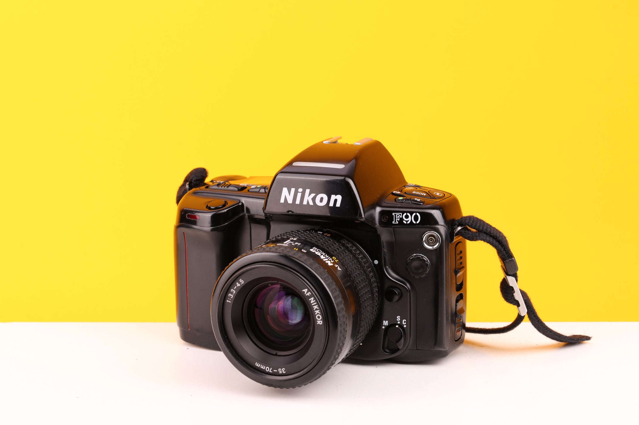 Nikon F90 35mm SLR Film Camera with Nikkor AF 35-70mm f3.3-4.5 Lens