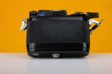 Load image into Gallery viewer, Nikon Nikonos-III 35mm SLR Film Camera
