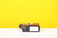 Load image into Gallery viewer, Nikon Speedlight SB-15 Flash
