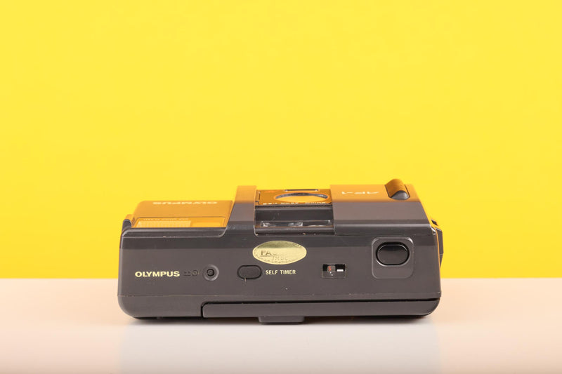 Olympus AF-1 35mm Film Camera Point and Shoot