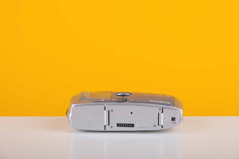 Olympus i-10 APs Film Camera