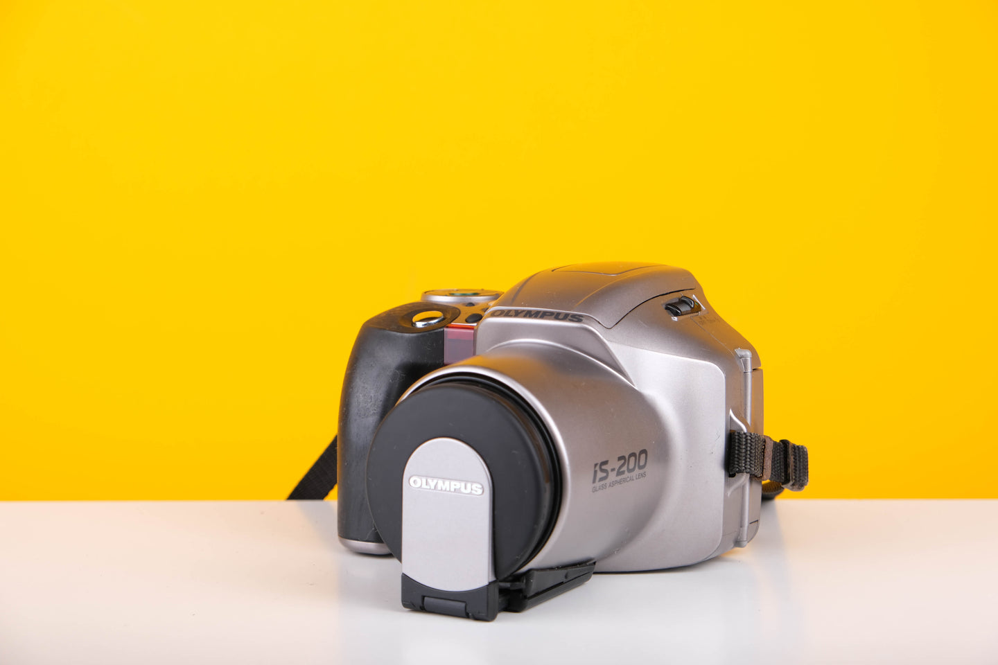Olympus IS-200 35mm Point and Shoot Film Camera