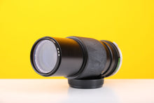 Load image into Gallery viewer, Olympus 100-200mm f/5 Auto-Zoom OM Mount Lens with Leather Case and Filter
