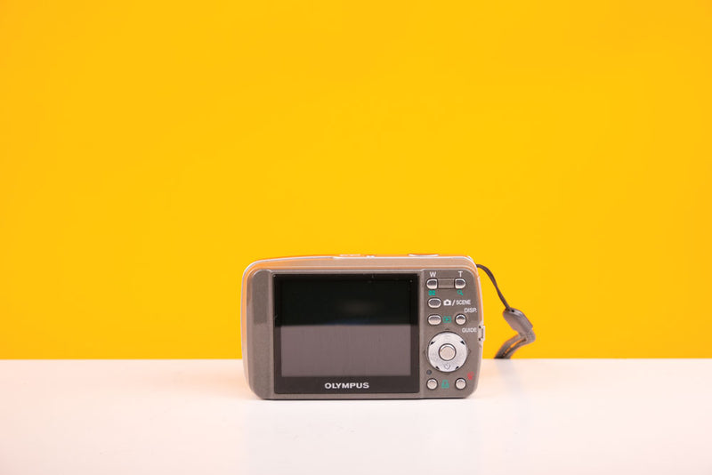 Olympus MJU Digital 500 Camera