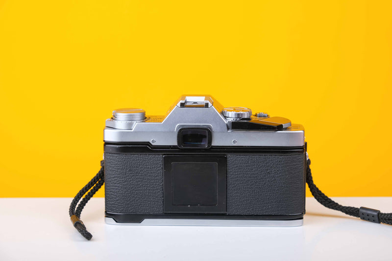 Olympus OM30 Vintage Slr 35mm Film Camera with Zuiko 35 - 70mm f4 Auto-Zoom Lens