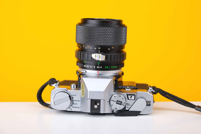 Olympus OM30 Vintage Slr 35mm Film Camera with Zuiko 35 - 70mm f4 Auto-Zoom Lens