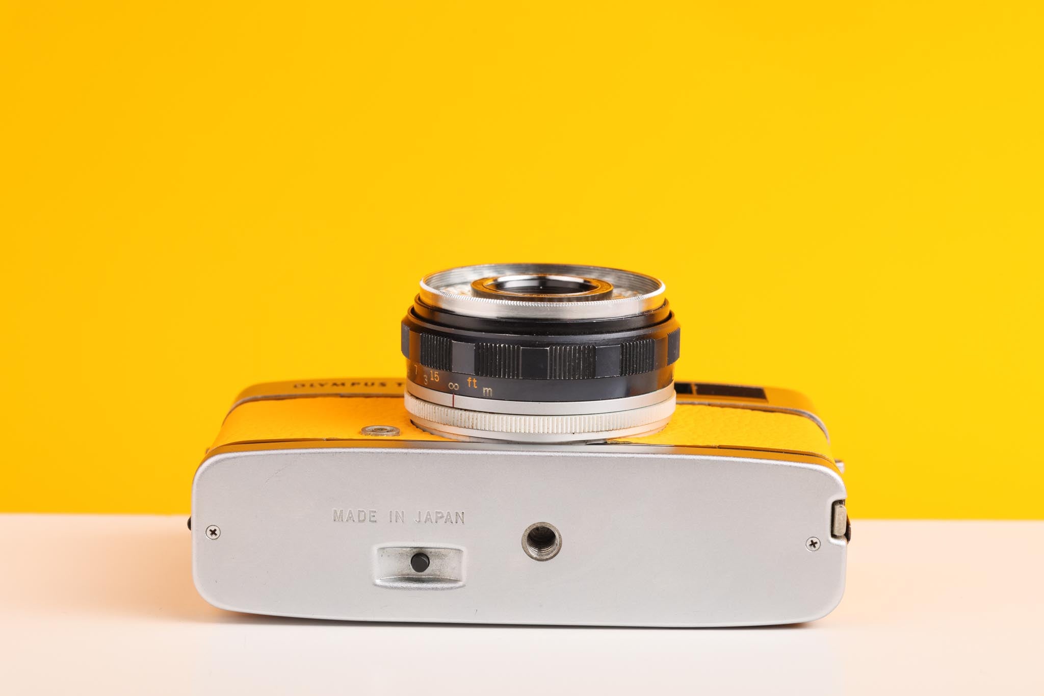 オリンパス トリップ35 Olympus Trip35 オリジナル色(イエロー) Olympus Trip 35 - Pastel Yellow – JFR Film