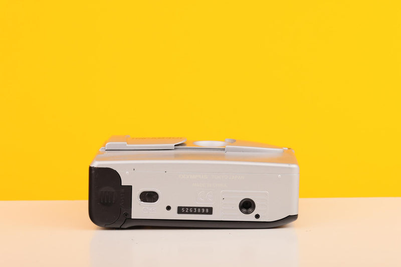 Olympus Trip XB401 AF 35mm Point and Shoot Film Camera