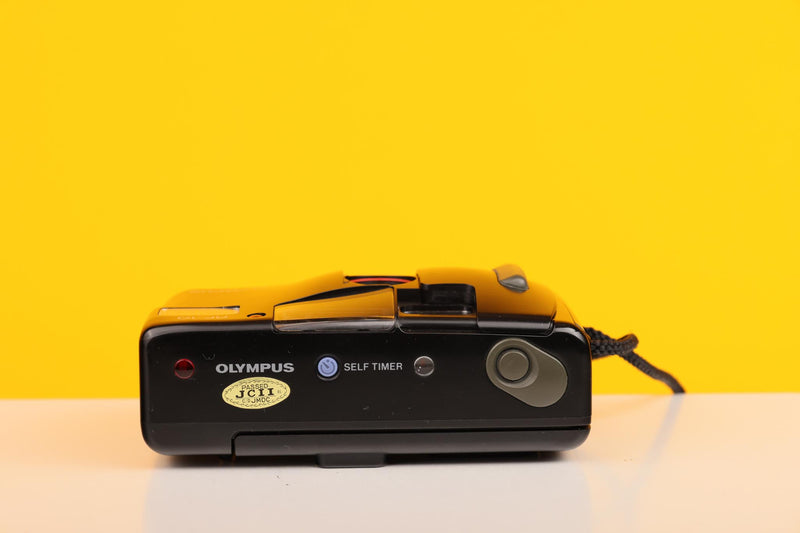 Olympus AF-10/Infinity Jr 35mm Point and Shoot Film Camera