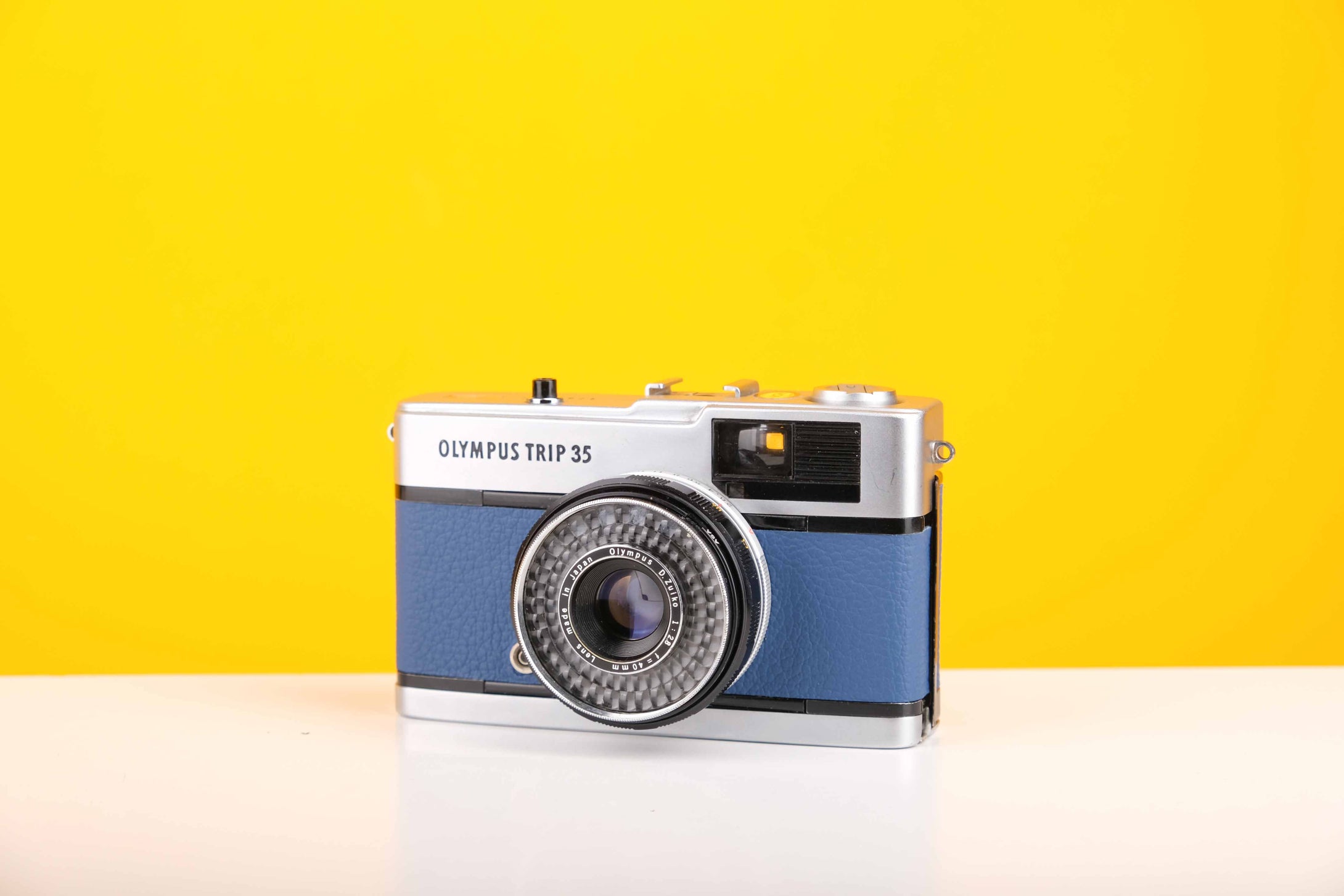 Olympus Trip 35 Vintage 35mm Film Camera with Zuiko 40mm f2.8 Lens Blue