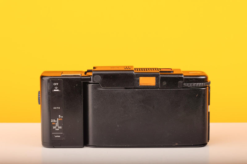 Olympus XA 35mm Rangeinder Film Camera Boxed