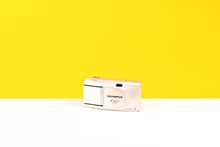 Load image into Gallery viewer, Olympus i Zoom 75 Deluxe APS Film Camera Boxed
