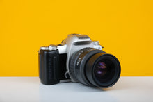 Load image into Gallery viewer, Pentax MZ-50 SLR 35mm Film Camera with Pentax-F Zoom 28 - 80mm f/3.5 - 4.5  Lens
