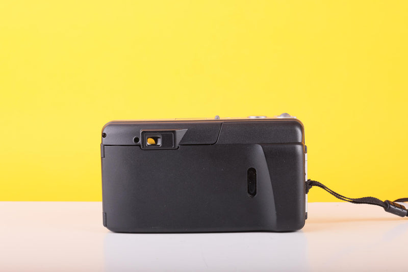 Olympus Superzoom 80G 35mm Point And Shoot Film Camera with 38–80mm Zoom Lens
