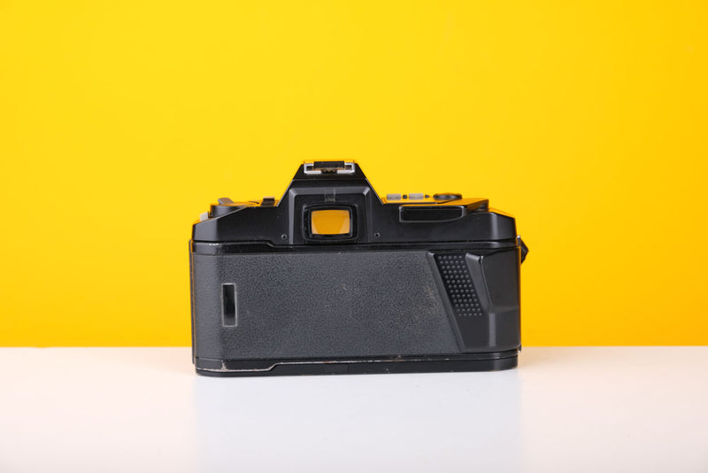 Pentax p50 35mm SLR Film Camera with Pentax-M 50mm f/2 Prime Lens