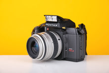 Load image into Gallery viewer, Pentax SFX 35mm SLR Film Camera with 35-80mm F/4 Lens
