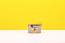 Load image into Gallery viewer, Petie Subminature 18mm Film Camera
