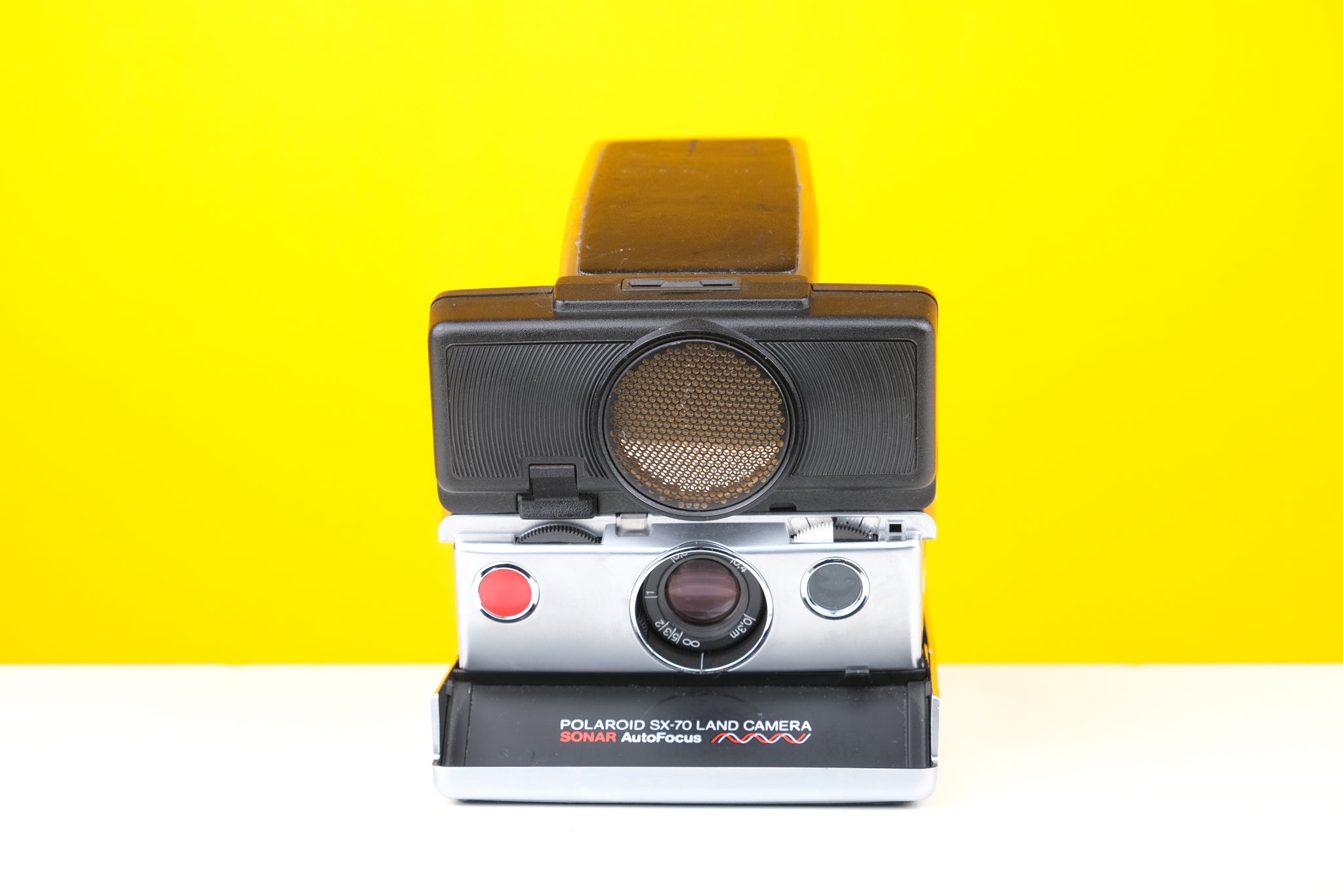 その他 POLAROID SX-70 LAND CAMERA SONAR OneStep Polaroid SX-70 Land Camera: Sonar Onestep – Damian with Sandra