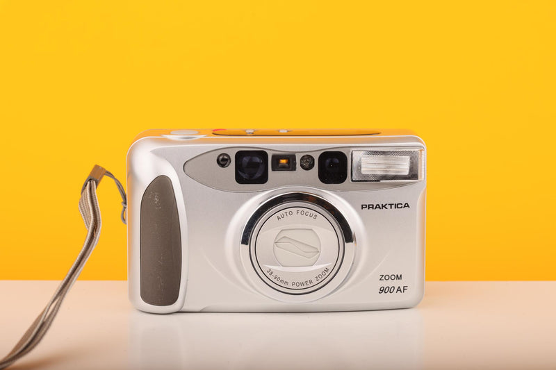 Praktica Zoom 900 AF 35mm Point and Shoot Film Camera