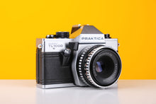 Load image into Gallery viewer, Praktica Super TL1000 with Carl Zeiss 50mm f/2.8 Prime Lens
