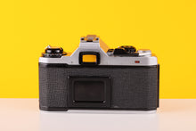 Load image into Gallery viewer, Pentax ME Super 35mm SLR Film Camera with SMC Pentax-M 50mm f1.7 Lens
