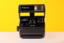 Load image into Gallery viewer, Polaroid 636 CloseUP Instant Film Camera
