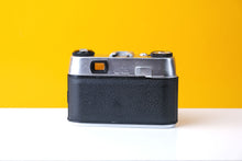 Load image into Gallery viewer, Regula Sprintic 35mm Viewfinder Film Camera
