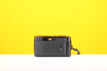 Load image into Gallery viewer, Ricoh FF-9 35mm Point and Shoot Film Boxed Camera
