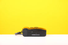 Load image into Gallery viewer, Ricoh FF-9 35mm Point and Shoot Film Boxed Camera
