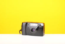Load image into Gallery viewer, Ricoh FF-9 35mm Point and Shoot Film Boxed Camera
